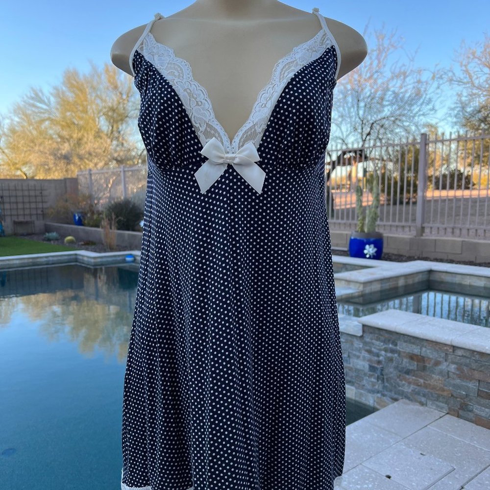 Intimates & Sleepwear